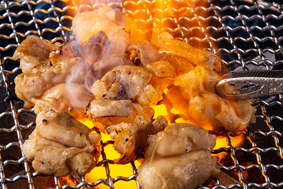 自慢のもつ焼き!!